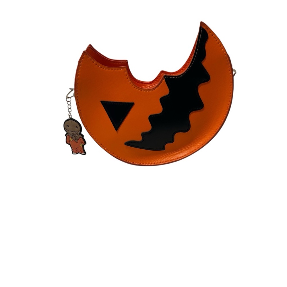 Trick 'r Treat Pumpkin Crossbody Bag w/ Sam Charm‎ Jack o Lantern Purse